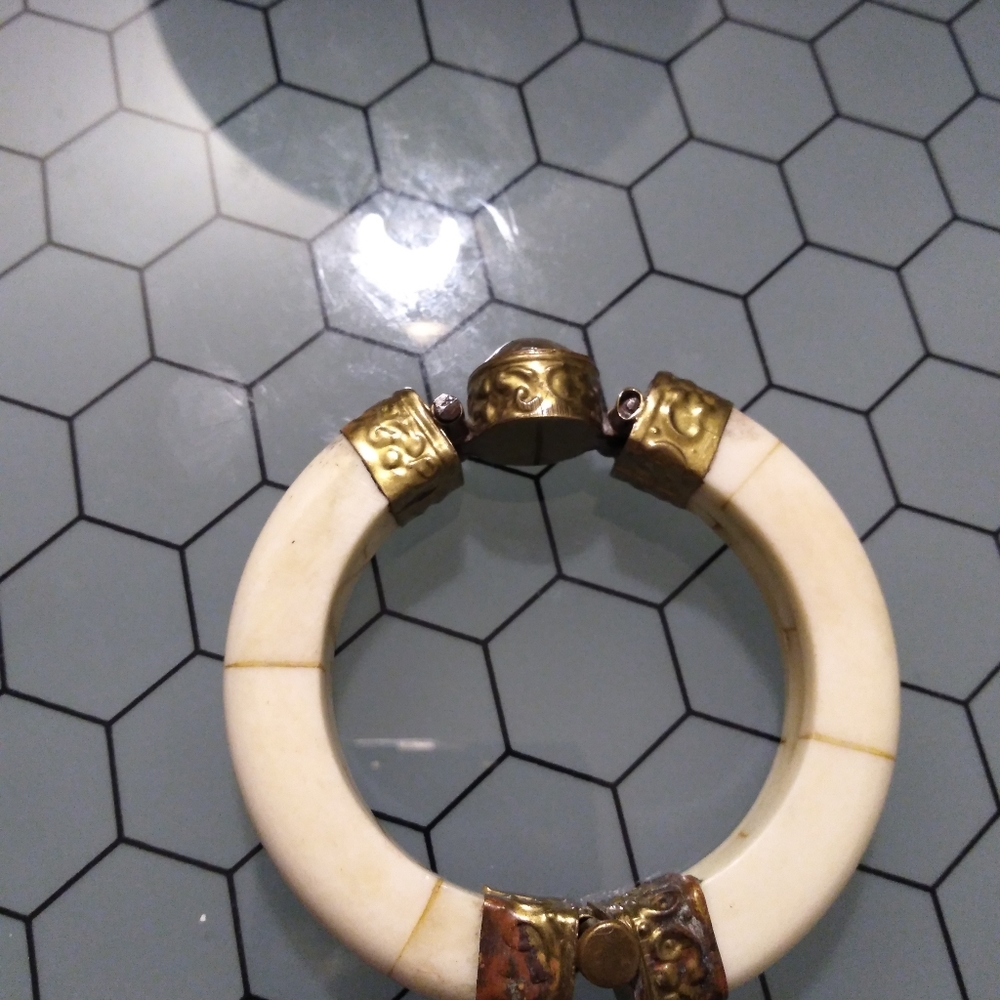 Bracelet - Picture 4 of 4
